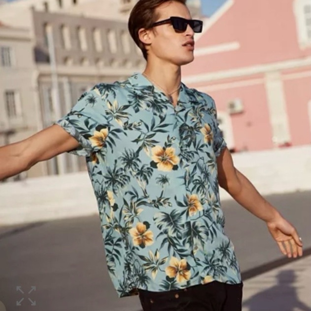 Kooples Men’s Hawaiian Short Sleeve ButtonDown New XL